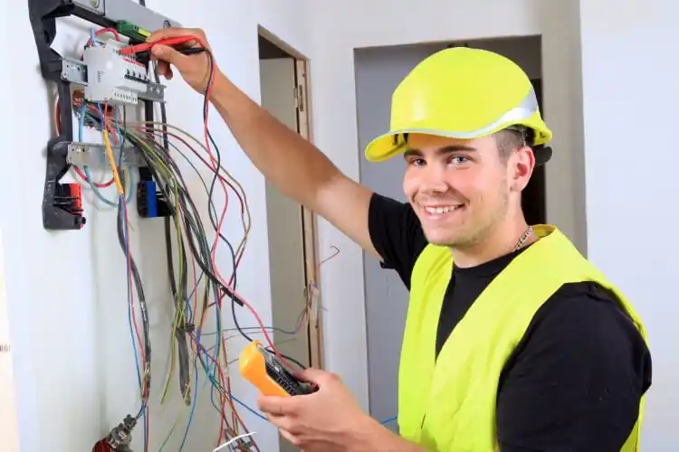 elektricien Lopikerkapel